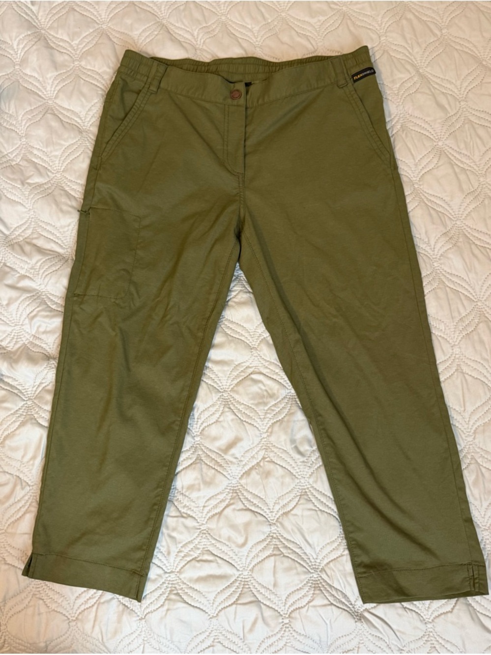 Jack Wolfskin FlexShield Hiking Pants Women Small Olive Green Capri Outdoor